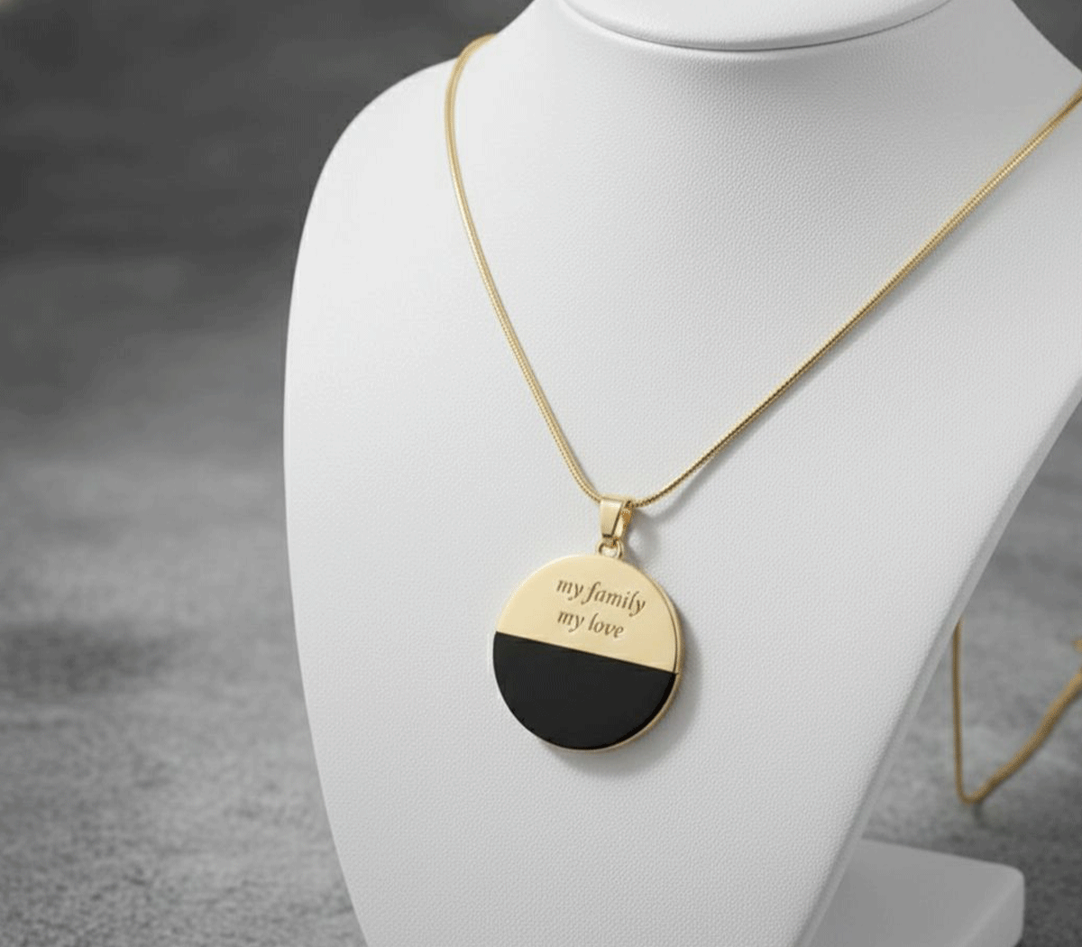 Personalized necklace MARLEEN 